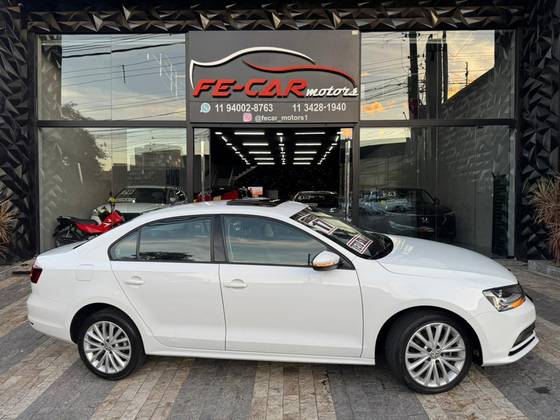 VOLKSWAGEN JETTA 1.4 16V TSI COMFORTLINE GASOLINA 4P TIPTRONIC VOLKSWAGEN JETTA 1.4 16V TSI COMFORTLINE GASOLINA 4P TIPTRONIC